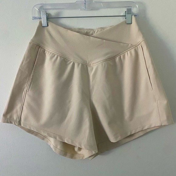 Halara Pants - Halara Ribbed Crossover Waist Pet Hair Resistant Shorts Size XL NWT